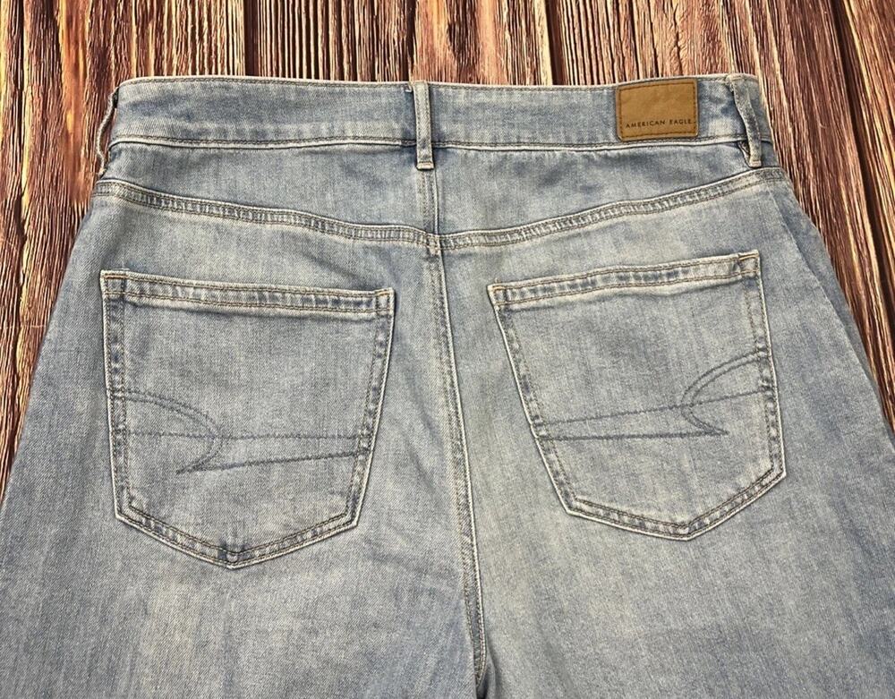 American Eagle Super High Rise Baggy Wide Leg Jeans Women's Size 10 Short